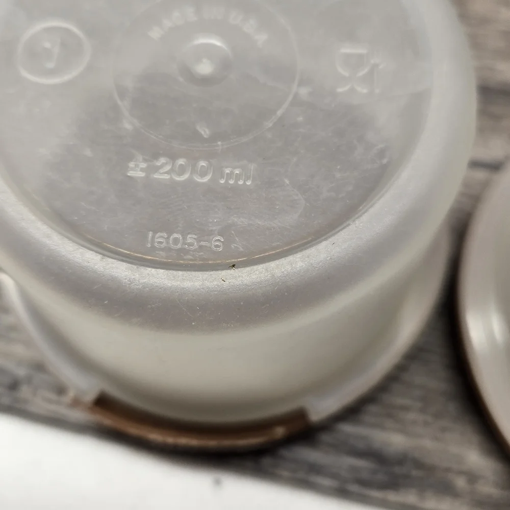 Vintage Tupperware Modular Mates Round 1605 1606  With Lids Brown‎ Lot 2